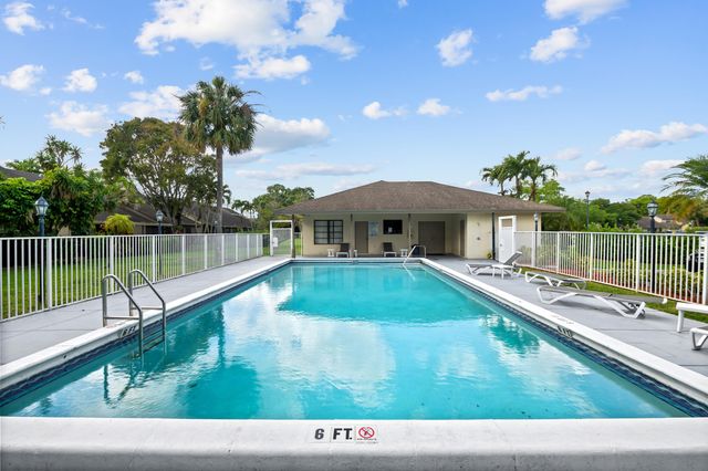 9260 Ketay Circle, Boca Raton, FL 33428