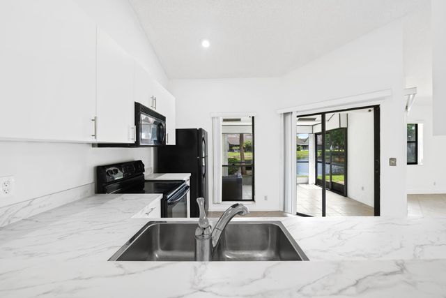 9260 Ketay Circle, Boca Raton, FL 33428