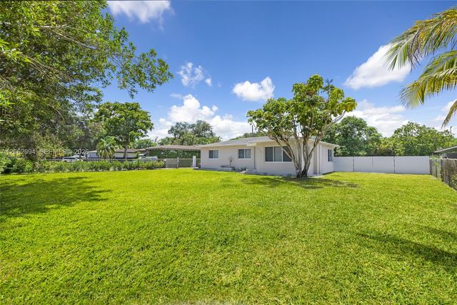 14120 NW 2nd Ave 0, Miami, FL 33168