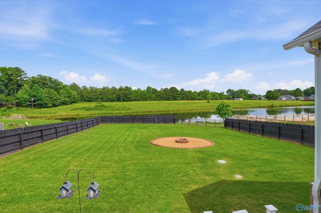 2792 Cathedral Caverns Highway, Grant, AL 35747