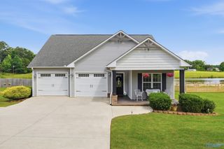 2792 Cathedral Caverns Highway, Grant, AL 35747