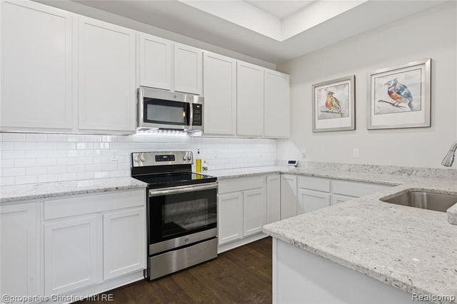 5530 Arbor Chase Drive 14, Ann Arbor, MI 48103