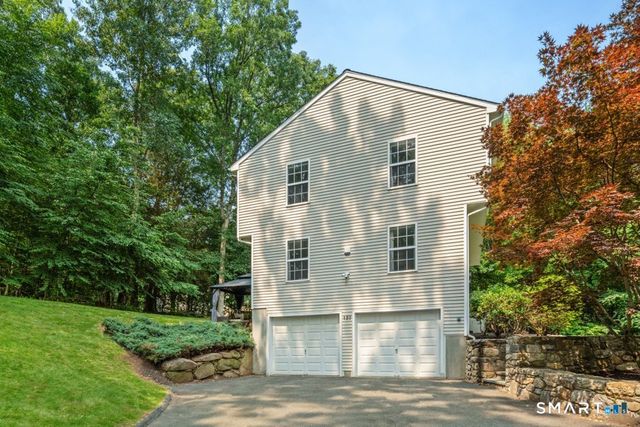 130 Alpine Drive, Newtown, CT 06482