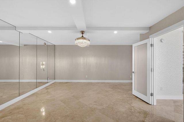 5380 N Ocean Drive 3b, Singer Island, FL 33404