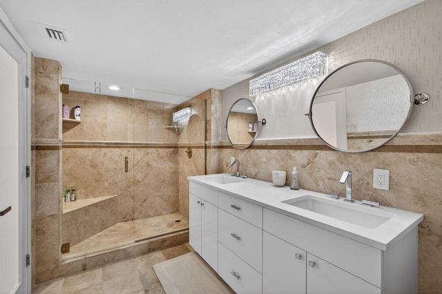 5380 N Ocean Drive 3b, Singer Island, FL 33404