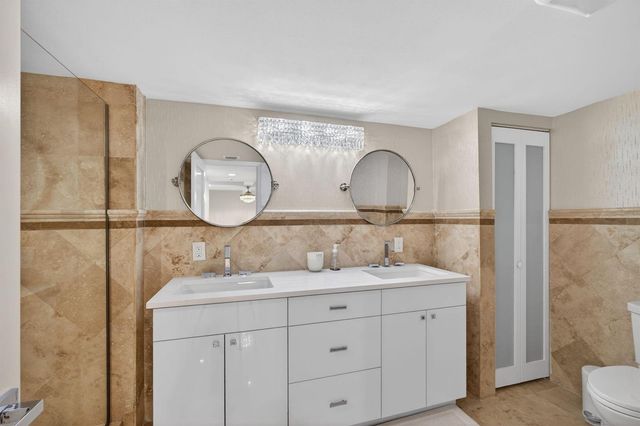 5380 N Ocean Drive 3b, Singer Island, FL 33404