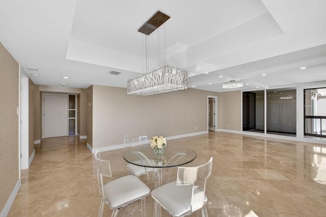 5380 N Ocean Drive 3b, Singer Island, FL 33404