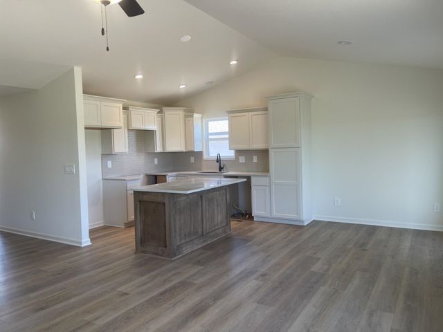 2228 E Chicory St, Andover, KS 67002