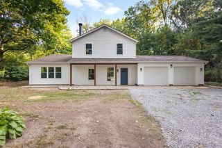 25590 Redfield Street, Edwardsburg, MI 49112