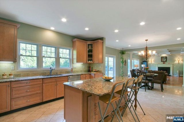 782 Tiffany Avenue, River Vale, NJ 07675