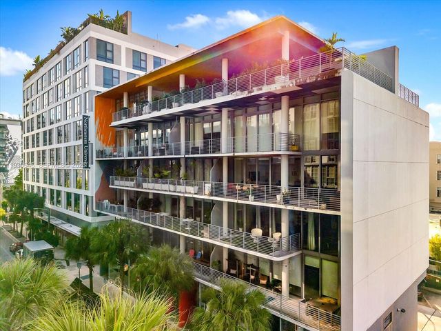 250 NW 24th St 4A, Miami, FL 33127