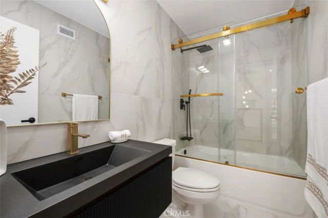8 Summer Breeze, Irvine, CA 92603