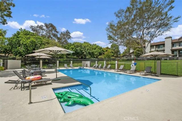 8 Summer Breeze, Irvine, CA 92603