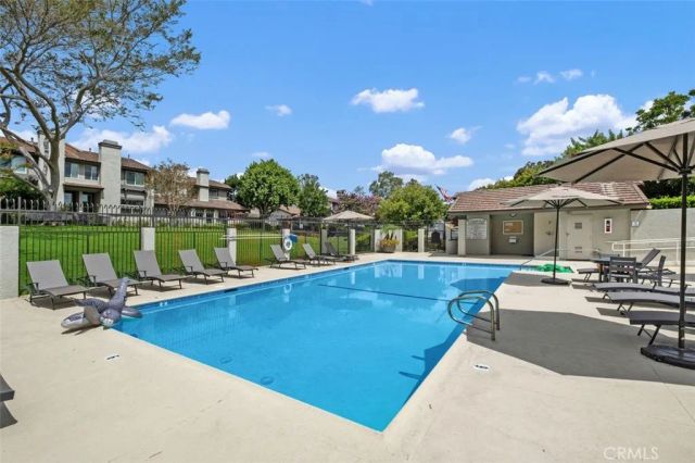 8 Summer Breeze, Irvine, CA 92603