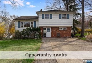 29 Lindbergh Parkway, Waldwick, NJ 07463
