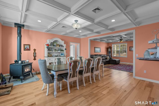 117 New Road, Thompson, CT 06277