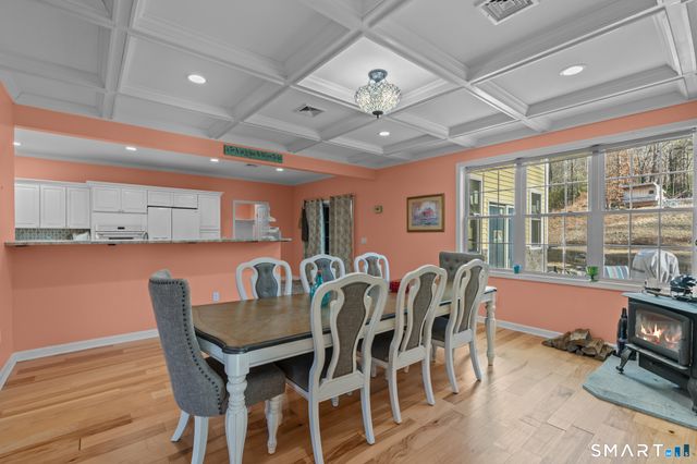 117 New Road, Thompson, CT 06277