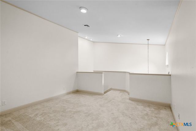 6009 Country Club Dr, Victoria, TX 77904