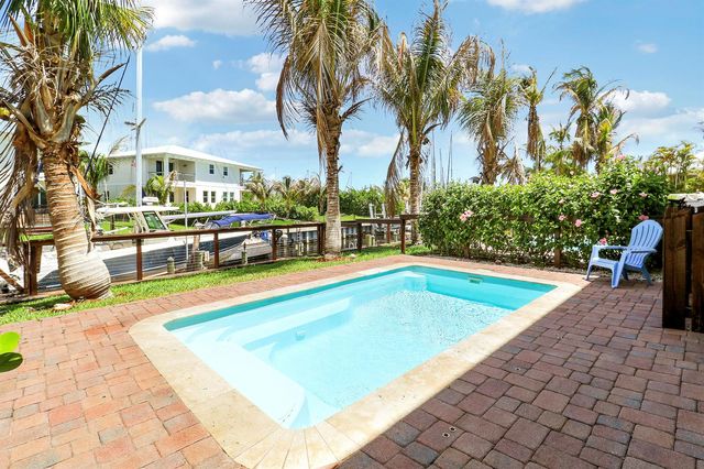 3997 SE Barcelona Street, Stuart, FL 34997