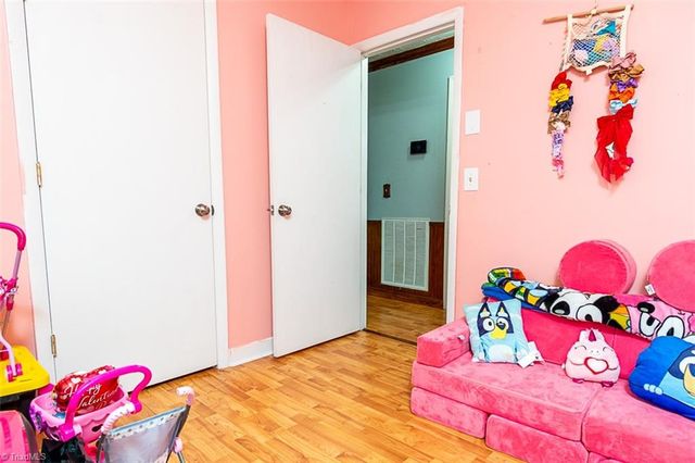 1114 Holly Springs Road, Mount Airy, NC 27030