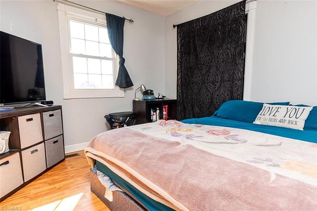 1114 Holly Springs Road, Mount Airy, NC 27030