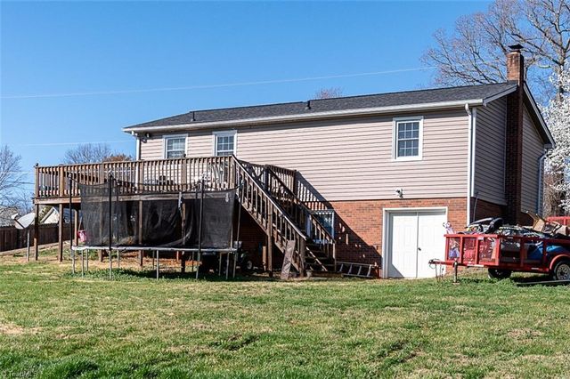 1114 Holly Springs Road, Mount Airy, NC 27030