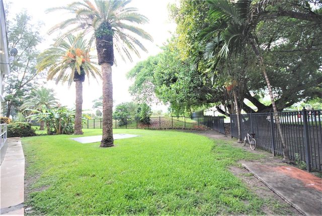 75 S Shore Dr 3B, Miami Beach, FL 33141