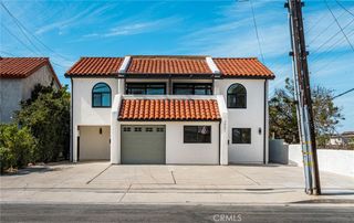 4981 Pearce C, Huntington Beach, CA 92649