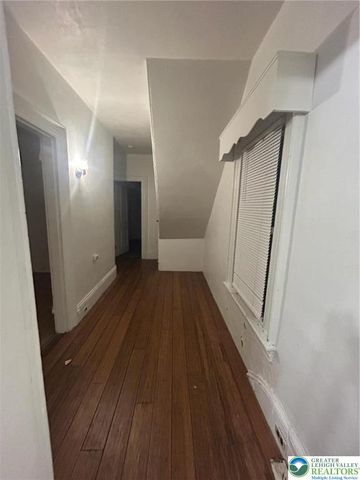 610 Folk 2, Easton, PA 18042