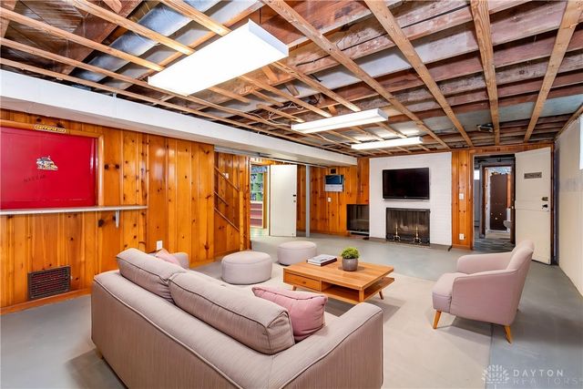 4024 Overland Trail, Kettering, OH 45429