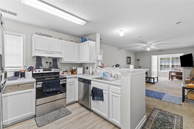 2010 Wolfmill Drive 104, Raleigh, NC 27603