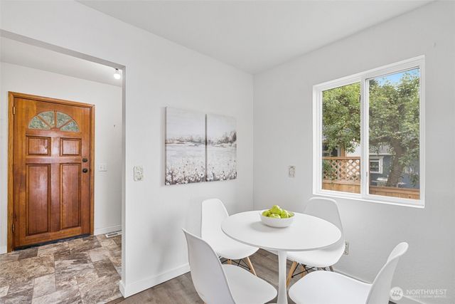 2485 Beach Drive E, Port Orchard, WA 98366