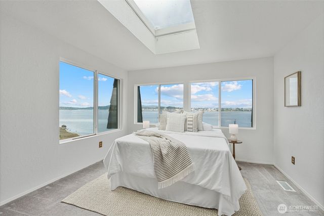 2485 Beach Drive E, Port Orchard, WA 98366