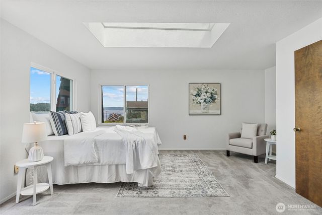2485 Beach Drive E, Port Orchard, WA 98366