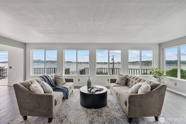 2485 Beach Drive E, Port Orchard, WA 98366
