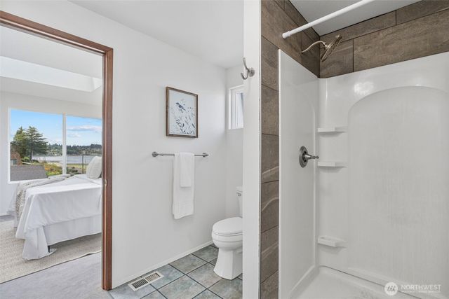 2485 Beach Drive E, Port Orchard, WA 98366