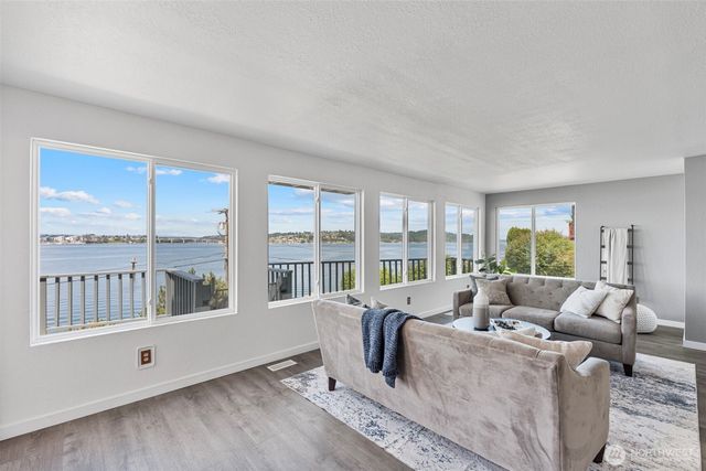 2485 Beach Drive E, Port Orchard, WA 98366