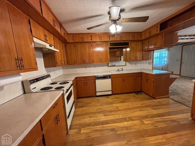 310 E Elm Street, Walnut Ridge, AR 72476