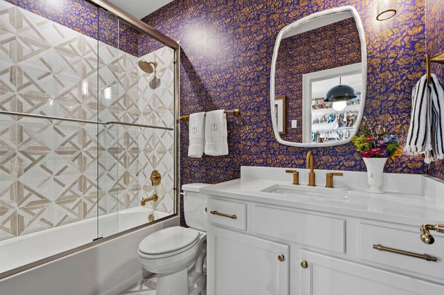 3304 Sarah Bee Ln, Thompsons Station, TN 37179