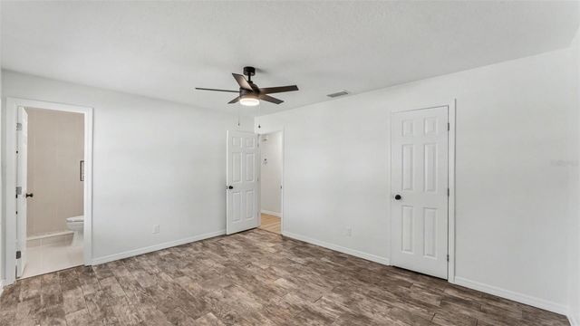 1151 OAKHILL STREET, Seffner, FL 33584