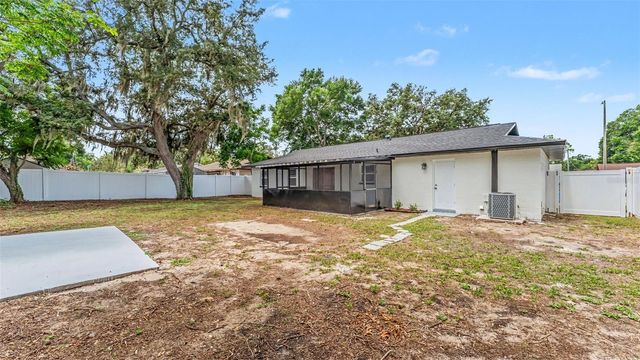 1151 OAKHILL STREET, Seffner, FL 33584