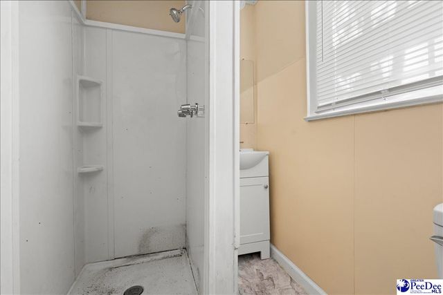 99 Huger St, Cheraw, SC 29520