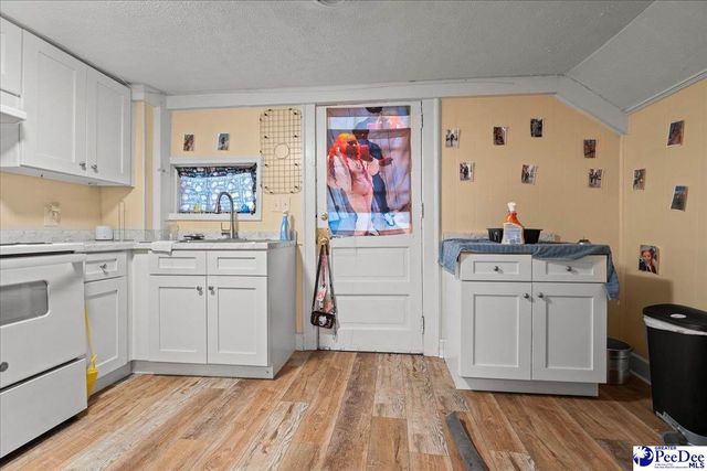 99 Huger St, Cheraw, SC 29520