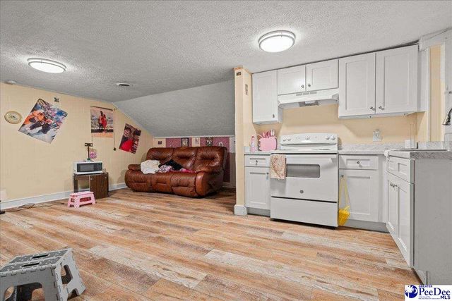 99 Huger St, Cheraw, SC 29520