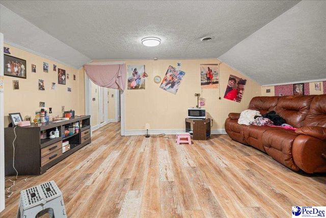 99 Huger St, Cheraw, SC 29520