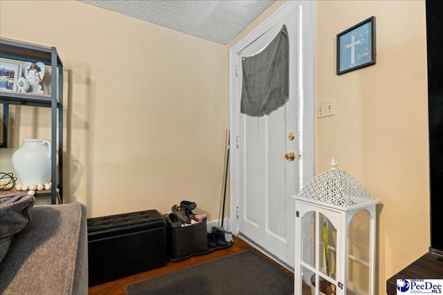 99 Huger St, Cheraw, SC 29520