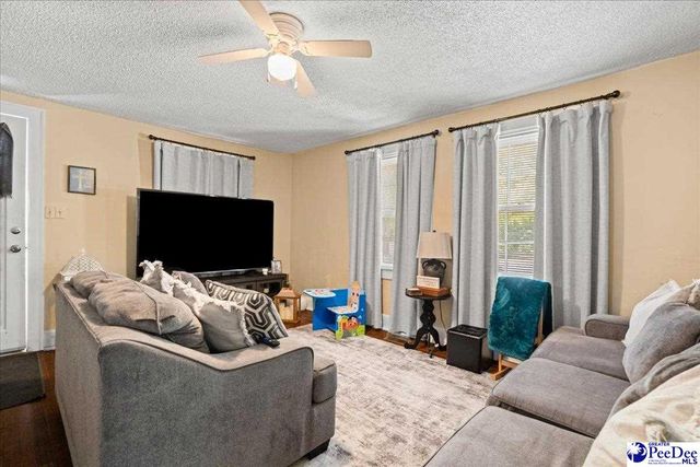 99 Huger St, Cheraw, SC 29520