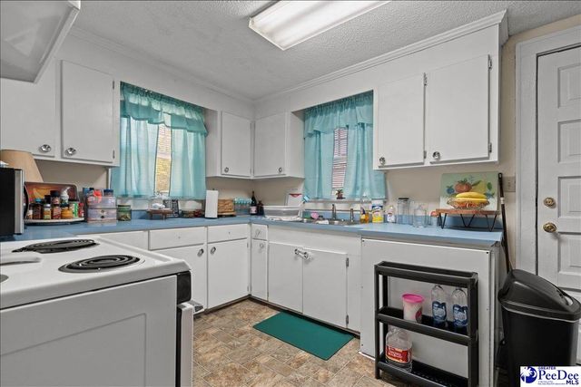 99 Huger St, Cheraw, SC 29520