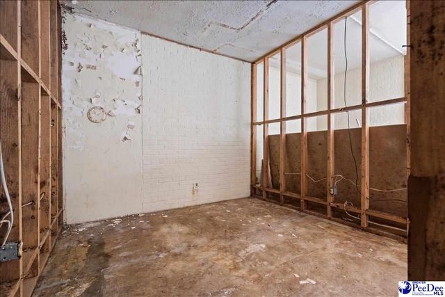 99 Huger St, Cheraw, SC 29520