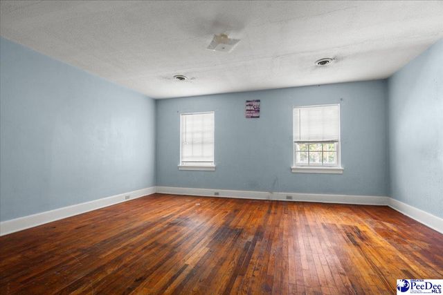 99 Huger St, Cheraw, SC 29520